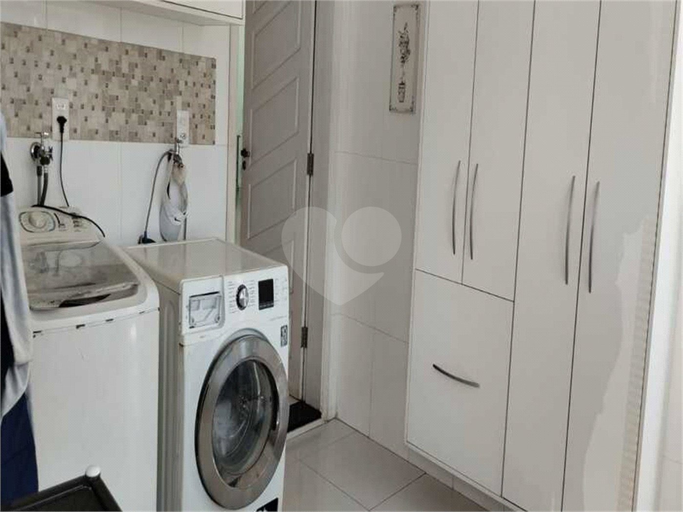 Casa à venda com 4 suítes no condomínio Acmti - Colinas do Mosteiro, Terras de Itaici e Recanto dos Pássaros, Indaiatuba - SP