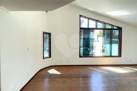 Casa à venda com 3 quartos, sendo 1 suíte, em Jardim Pires de Mello, Sorocaba, SP