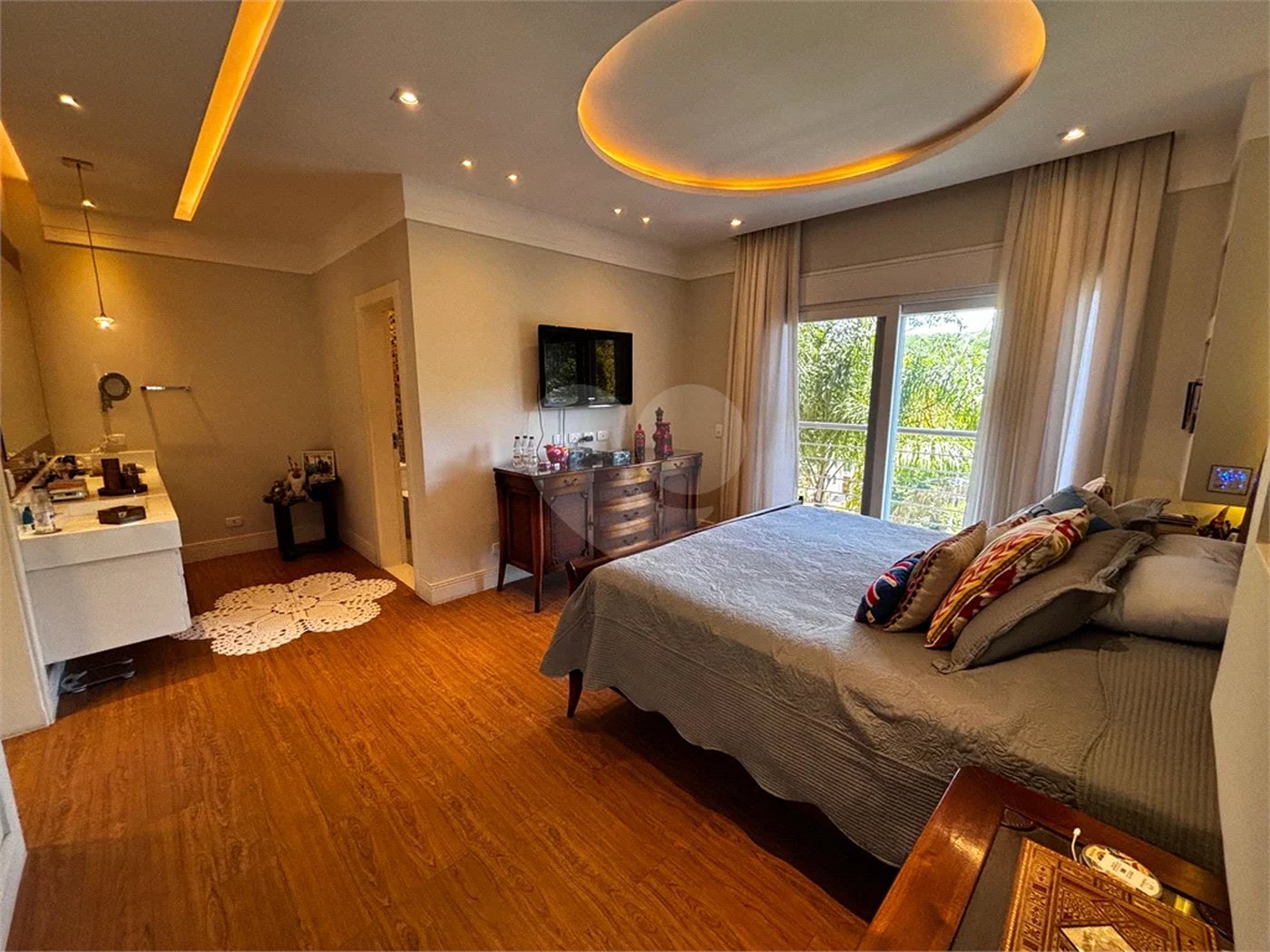 Casa à venda com 4 quartos, sendo 3 suítes, no condomínio Reserva Nova Cantareira, São Paulo - SP