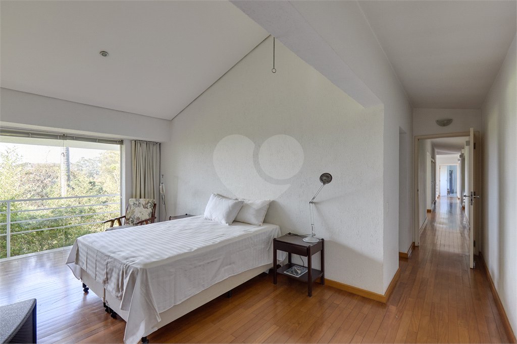 Casa à venda com 3 quartos, sendo 1 suíte, em Guarapiranga, São Paulo, SP
