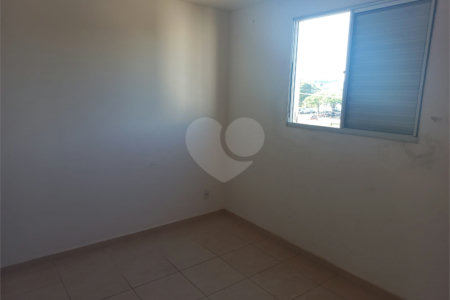 Apartamento no Condomínio Mont Royal