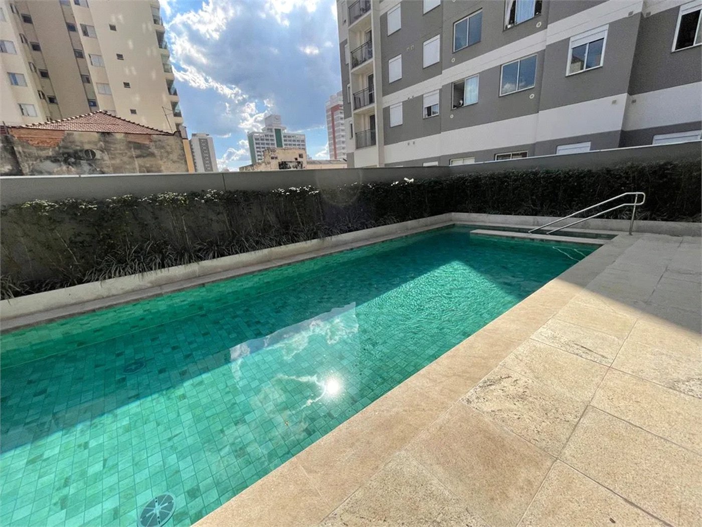 Apartamento à venda ou para alugar com 1 suíte em Água Branca, São Paulo, SP