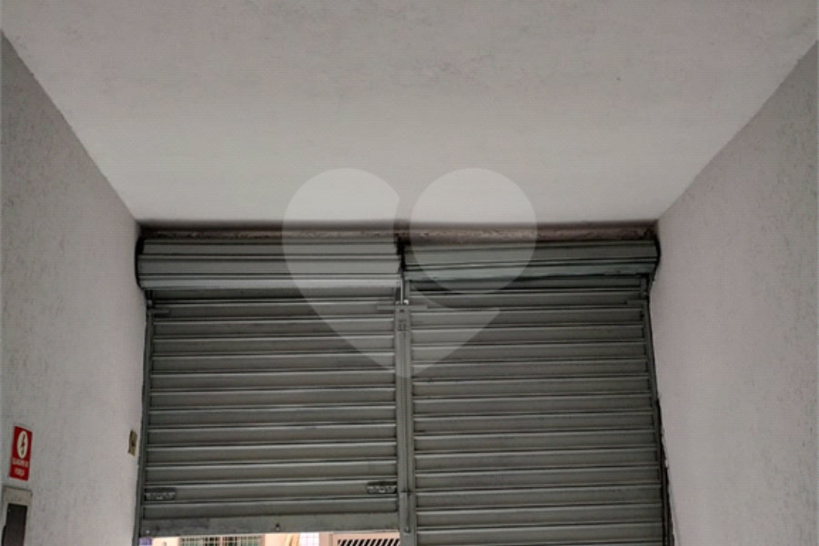 Prédio à venda com 4 quartos em Vila Guilherme, São Paulo, SP