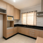 Casa à venda com 3 quartos, sendo 1 suíte,  em Vila Nova, Três Lagoas, MS