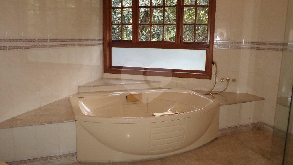 Casa à venda com 4 suítes no condomínio Jatoba, São Paulo - SP