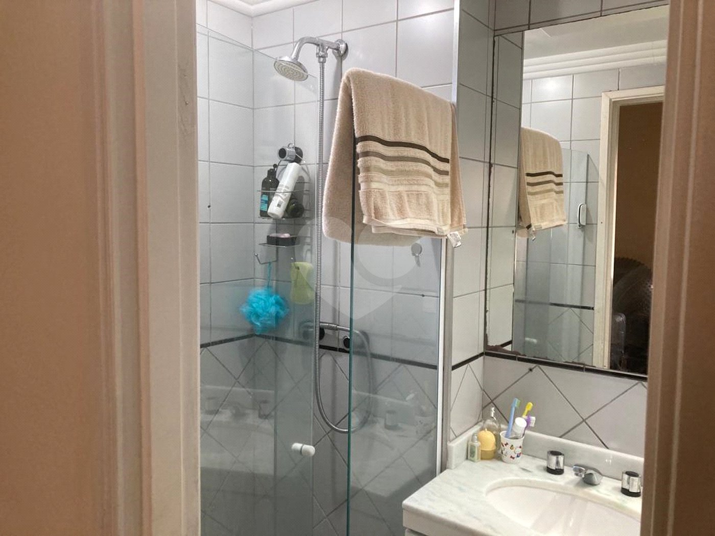 Apartamento à venda com 3 quartos, sendo 1 suíte,  em Tatuapé, São Paulo, SP