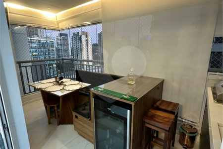 Apartamento à venda com 3 quartos, sendo 1 suíte,  em Butantã, São Paulo, SP