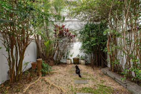 Sobrado à venda com 3 quartos, sendo 1 suíte, em Alto da Boa Vista, São Paulo, SP