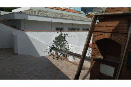 Casa à venda com 2 suítes em Jardim Franca, São Paulo, SP