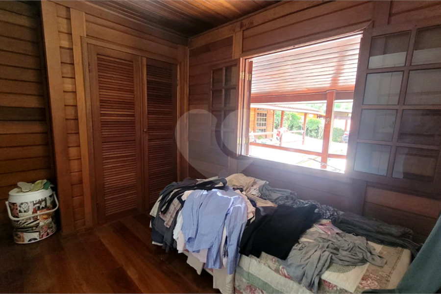 Casa à venda com 3 suítes no condomínio Sausalito, Mairiporã - SP
