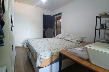 Casa à venda com 3 quartos, sendo 1 suíte,  em Recreio Maristela, Atibaia, SP