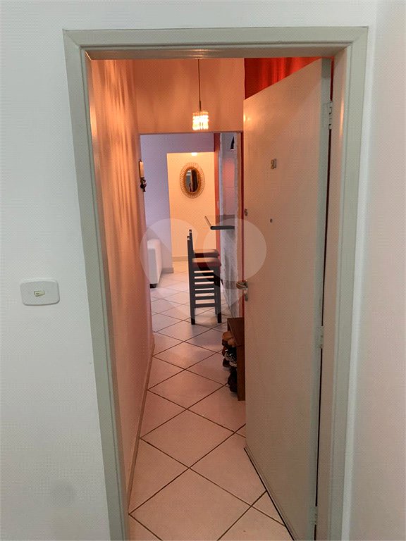 Apartamento à venda com 2 quartos, sendo 1 suíte,  em Canto do Forte, Praia Grande, SP
