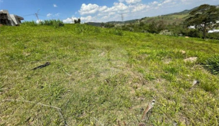 Terreno à venda no condomínio Residencial Campo de Toscana, Vinhedo - SP