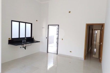 Casa Térrea à venda com 3 quartos, sendo 1 suíte, em Jardim dos Pinheiros, Atibaia, SP