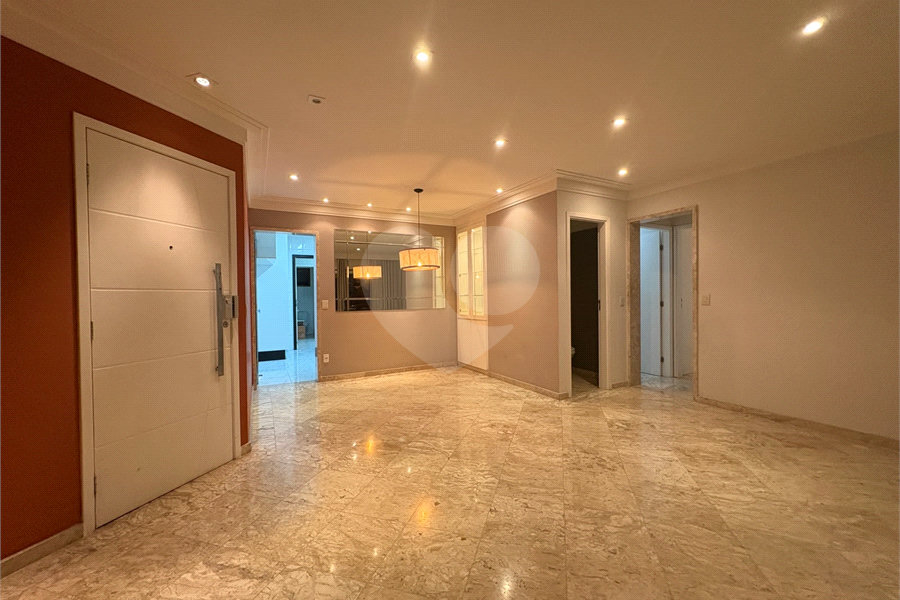Apartamento à venda com 3 quartos, sendo 1 suíte, em Santana, São Paulo, SP