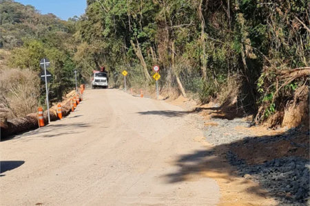 Terreno à venda no condomínio Residencial Colinas de Inhandjara, Itupeva - SP