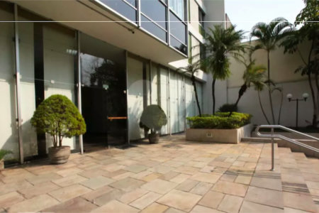 Apartamento à venda com 3 quartos, sendo 1 suíte, em Itaim Bibi, São Paulo, SP