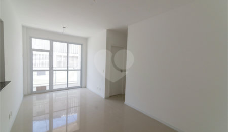 Apartamento à venda com 3 quartos, sendo 1 suíte,  em Vila Isabel, Rio de Janeiro, RJ