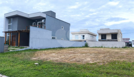 Terreno à venda em Ogiva, Cabo Frio, RJ