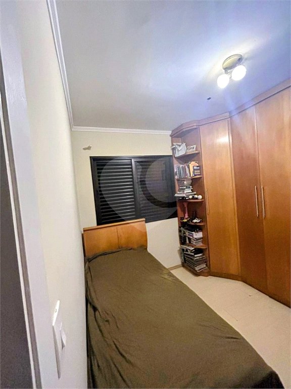 Apartamento à venda com 3 quartos, sendo 1 suíte, em Jardim Leonor Mendes de Barros, São Paulo, SP
