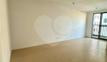 Apartamento à venda com 1 quarto em Santo Cristo, Rio de Janeiro, RJ