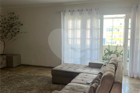 Cobertura à venda ou para alugar com 5 quartos, sendo 2 suítes, em Santa Cecília, São Paulo, SP
