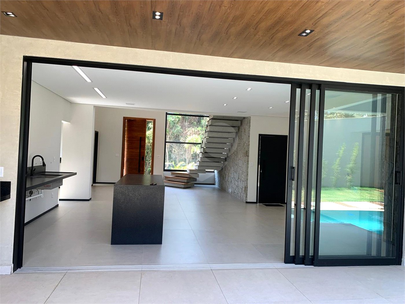 Casa à venda com 4 suítes no condomínio Reserva São Nicolau, Atibaia - SP