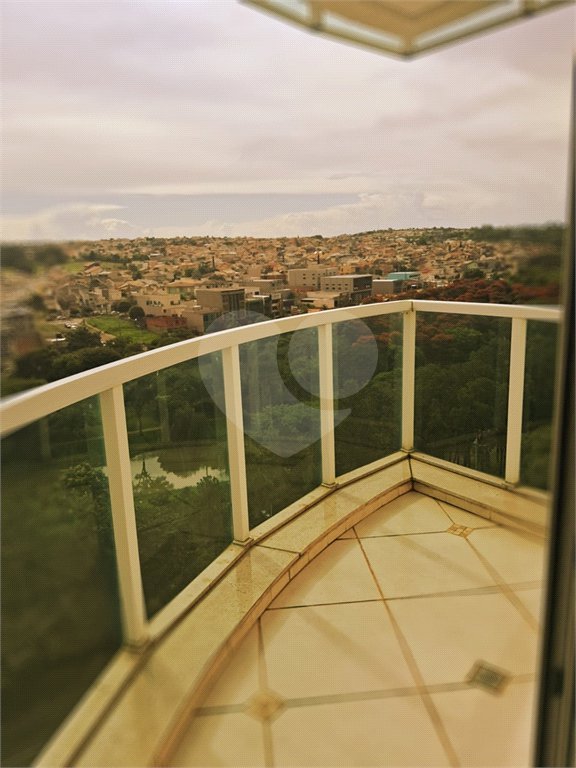 Apartamento à venda com 4 quartos, sendo 2 suítes,  em Vila Sfeir, Indaiatuba, SP