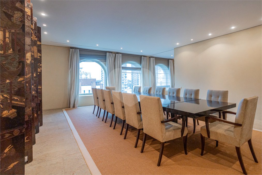 Apartamento à venda com 4 suítes em Jardim Paulistano, São Paulo, SP