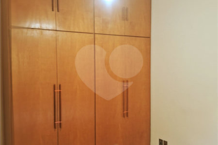 Casa à venda com 3 quartos, sendo 1 suíte, no condomínio Acmti - Colinas do Mosteiro, Terras de Itaici e Recanto dos Pássaros, Indaiatuba - SP
