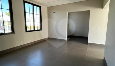 Casa à venda com 4 quartos, sendo 2 suítes,  no condomínio Florais Itália, Cuiabá - MT