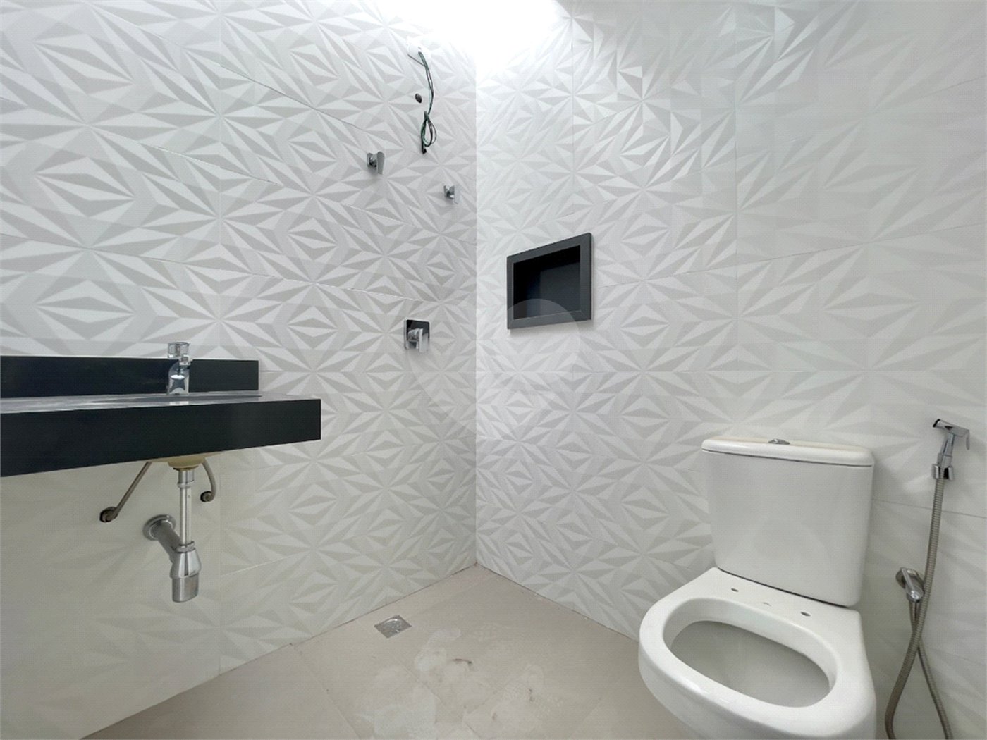 Casa à venda com 3 suítes no condomínio Th Harmonia, São Paulo - SP