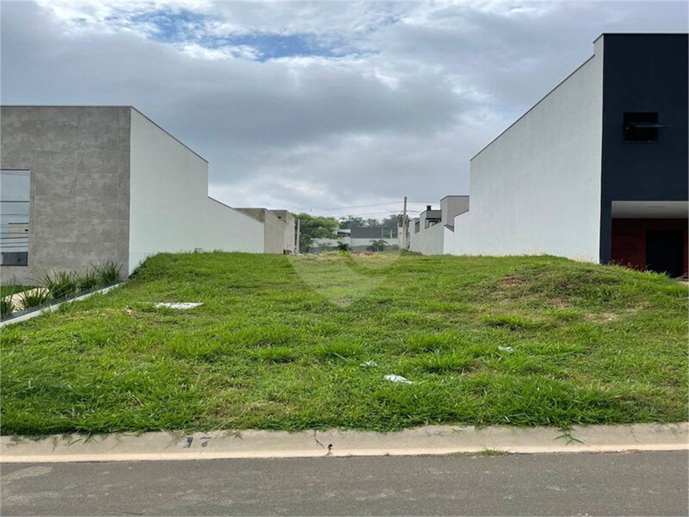 Terreno à venda no condomínio Residencial Mantova, Indaiatuba - SP