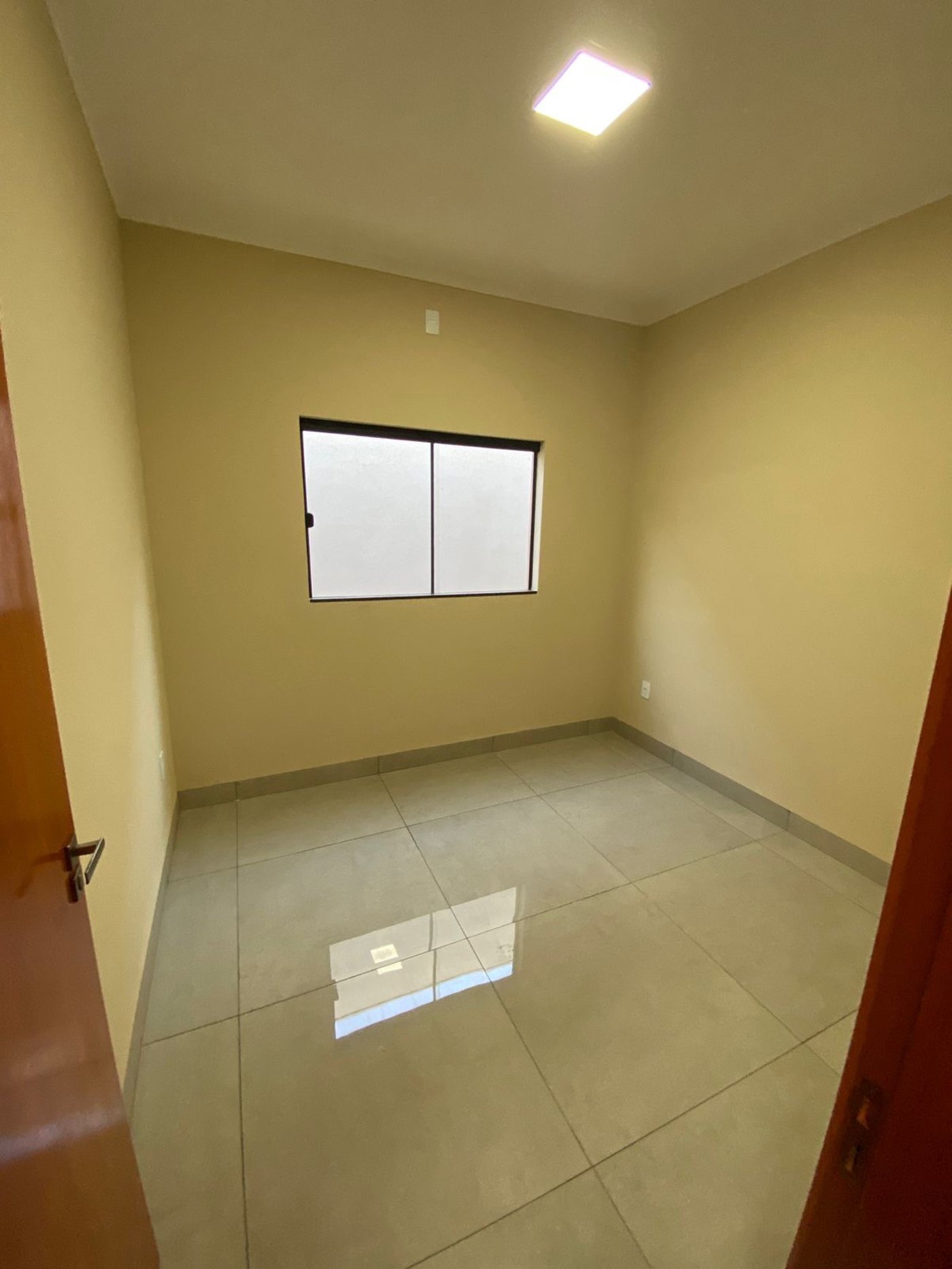 Casa à venda com 2 quartos, sendo 1 suíte,  em Mais Parque, Três Lagoas, MS