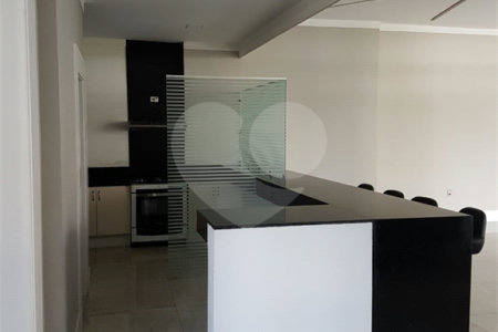 Apartamento à venda com 3 suítes em Jardim Londrina, São Paulo, SP