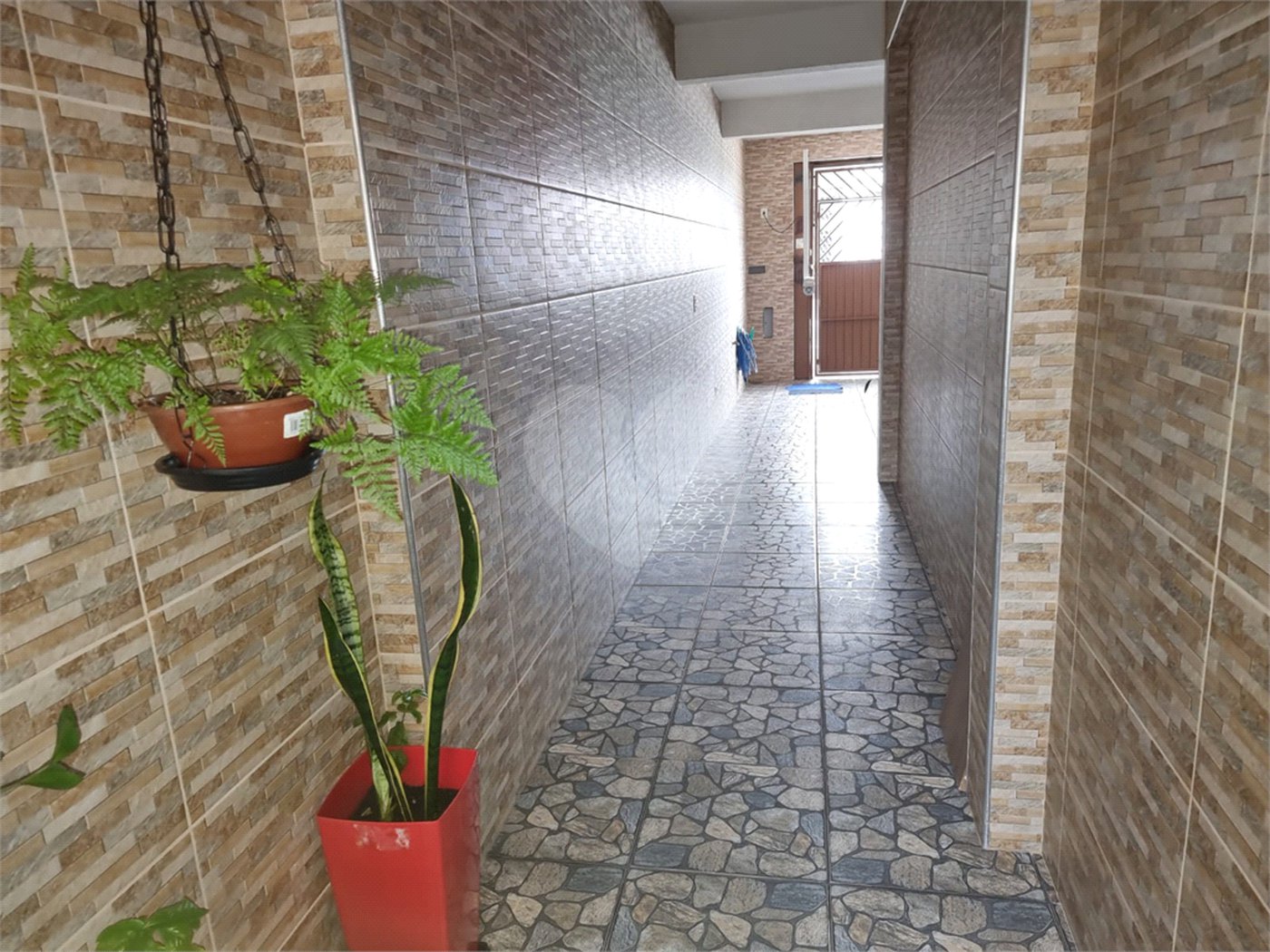 Sobrado à venda com 3 quartos, sendo 1 suíte,  em Jardim Campo Limpo, São Paulo, SP