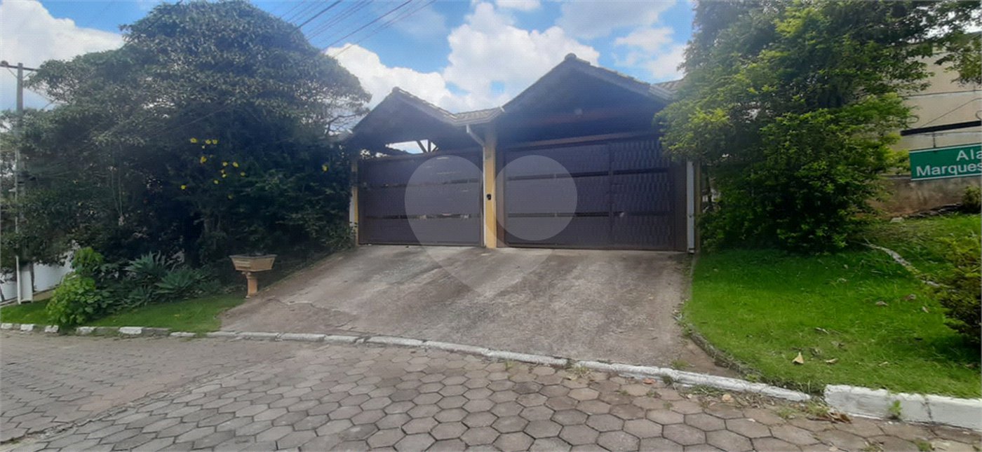 Casa à venda com 3 quartos, sendo 2 suítes, em São Vicente, Mairiporã, SP