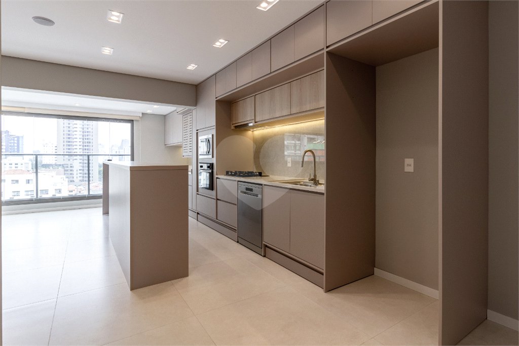Apartamento à venda com 3 quartos, sendo 2 suítes, em Brooklin, São Paulo, SP