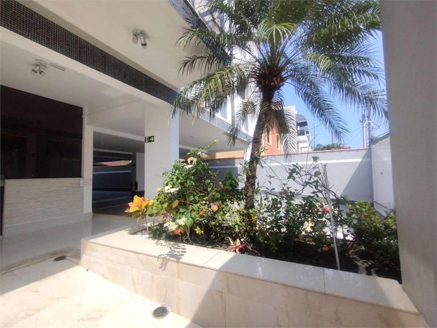 Apartamento com 2 dormitórios à venda, 63 m² por R$ 420.000,00 - Balneário Cidade Atlântica - Guarujá/SP