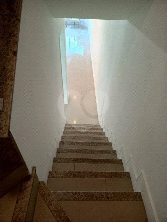 Casa à venda com 3 quartos, sendo 1 suíte, no condomínio Paraíso Classe A, Rio de Janeiro - RJ