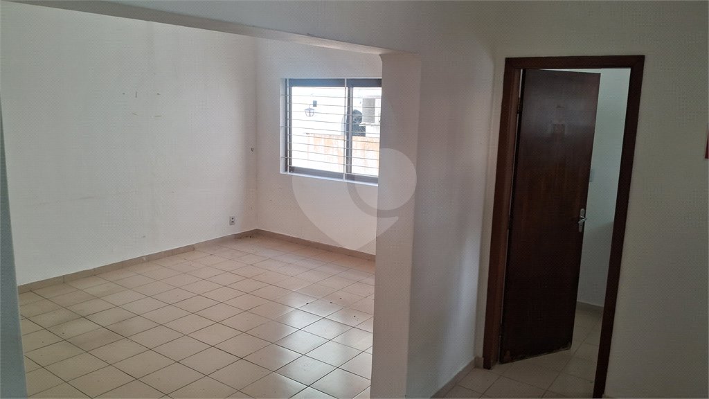 Casa para alugar com 9 quartos, sendo 3 suítes, em Jardim Panorama, Sorocaba, SP