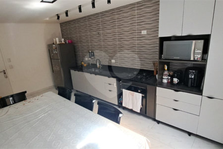 Sobrado à venda com 2 suítes em Vila Polopoli, São Paulo, SP