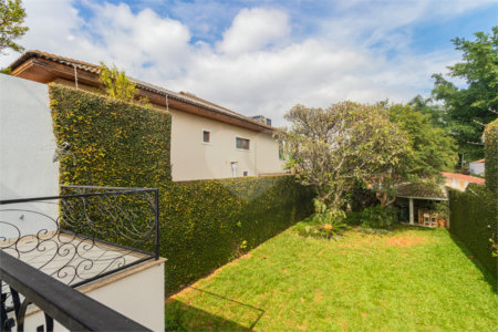 Casa à venda com 4 quartos, sendo 3 suítes, em Brooklin, São Paulo, SP