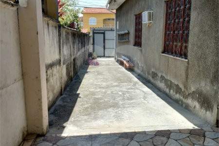 Casa Térrea à venda com 3 quartos em Campo Grande, Rio de Janeiro, RJ