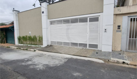 Sobrado à venda com 4 quartos, sendo 1 suíte, em Brooklin, São Paulo, SP