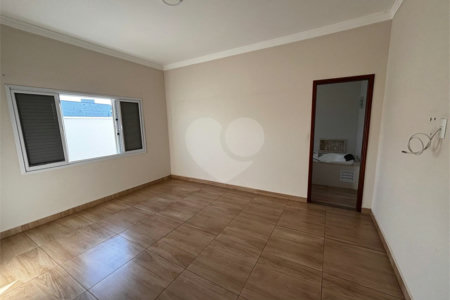 Casa à venda com 2 quartos, sendo 1 suíte, no condomínio Residencial Lagos D Icarai, Salto - SP