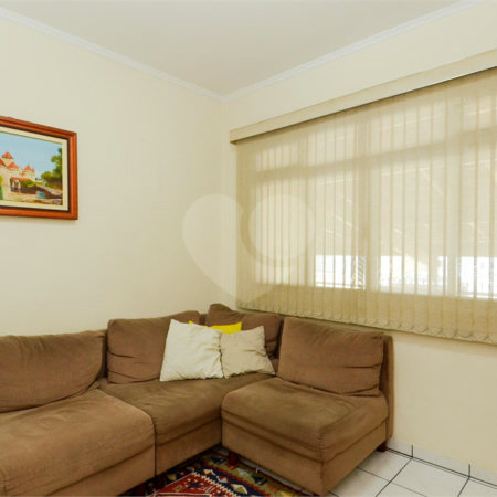 Casa à venda com 4 quartos, sendo 1 suíte, em Jardim Nova Taboão, Guarulhos, SP