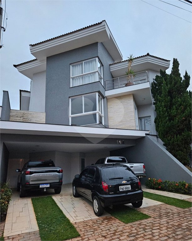 Casa à venda com 4 quartos, sendo 2 suítes,  no condomínio Golden Park Alpha, Sorocaba - SP