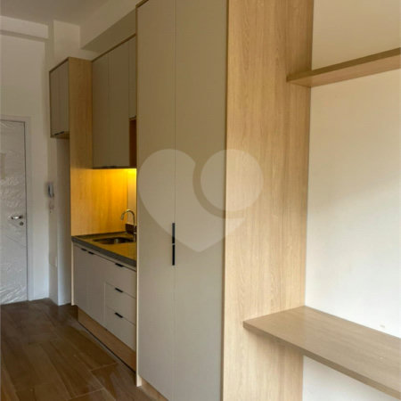 Flat à venda ou para alugar com 1 quarto em Perdizes, São Paulo, SP