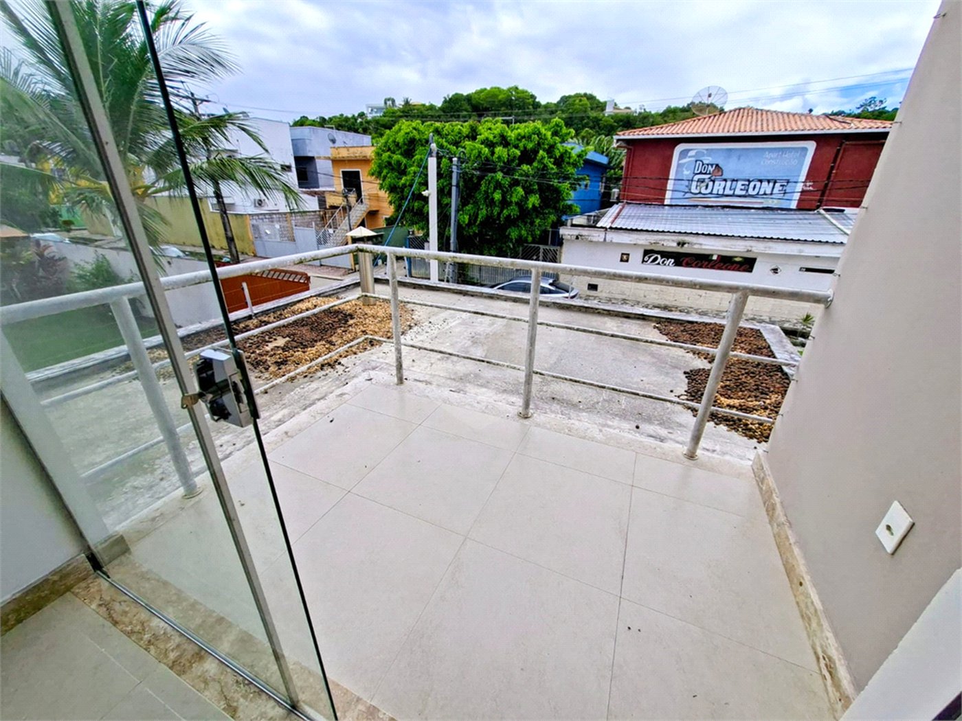 Casa à venda com 3 quartos, sendo 2 suítes, em Orla Norte, Porto Seguro, BA